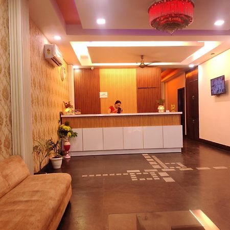 Hotel Delhi Airport Plaza Igi Airport Neu-Delhi Exterior foto