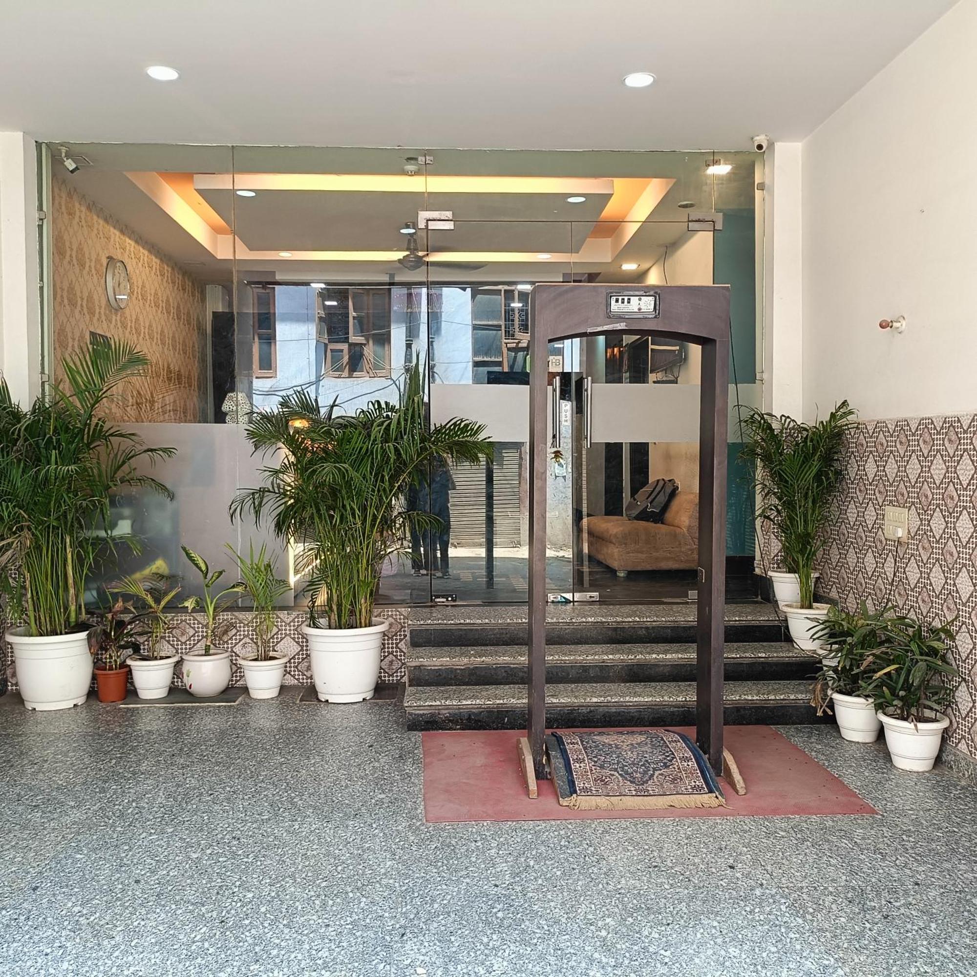 Hotel Delhi Airport Plaza Igi Airport Neu-Delhi Exterior foto